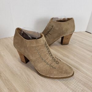 Franco Sarto Women's Dimona Boot Size 9M Block Heel Gray Suede Woven Slits